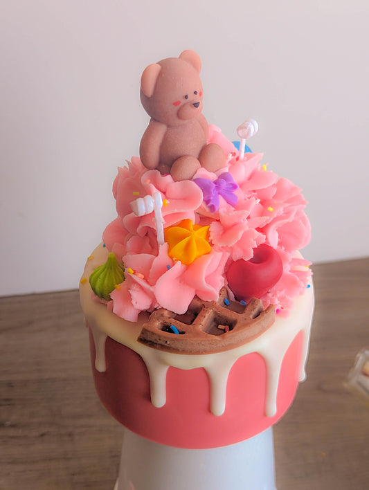 Cute Vanilla Teddy bear Whipped Cake Candle